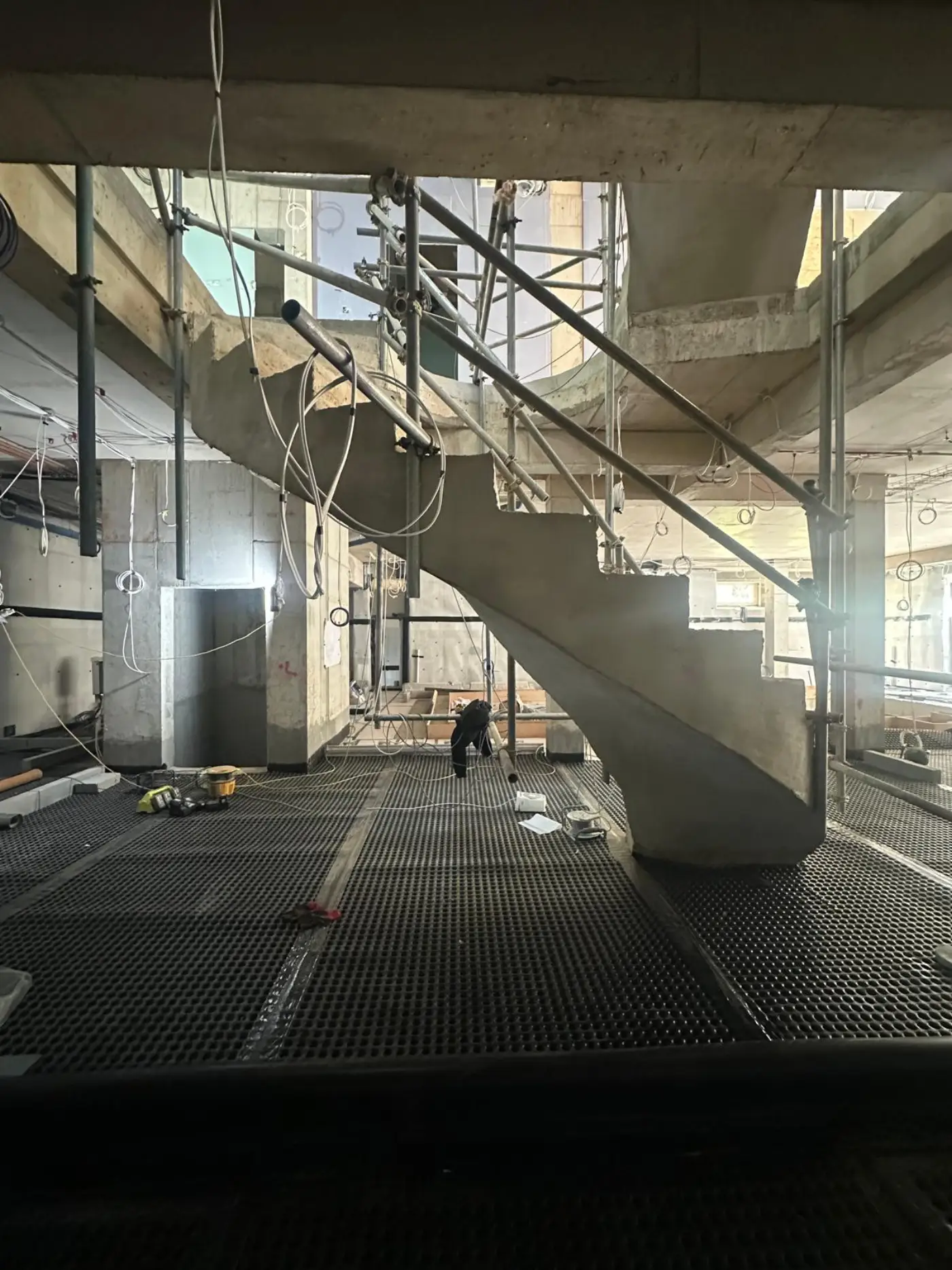In-situ curved concrete staircase under propping, The Bishops Avenue N2
